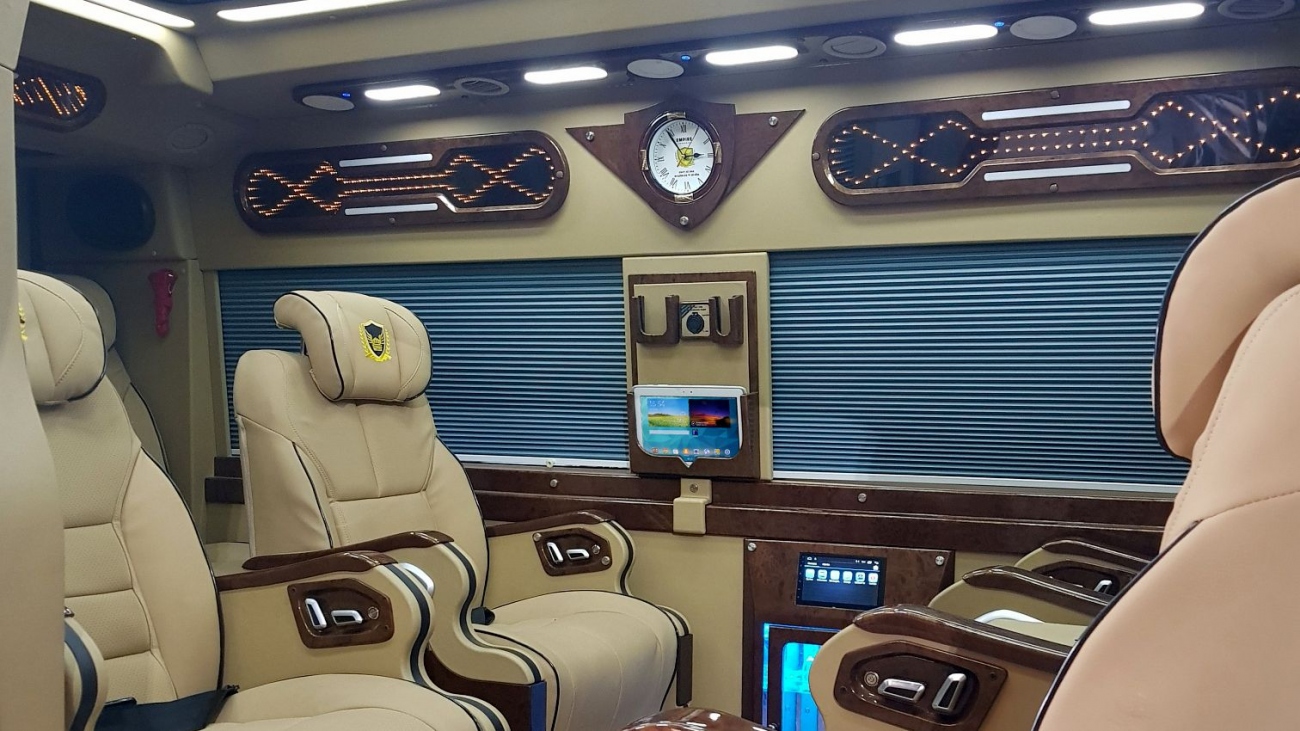 limousine Bình Dương Đà Lạt 